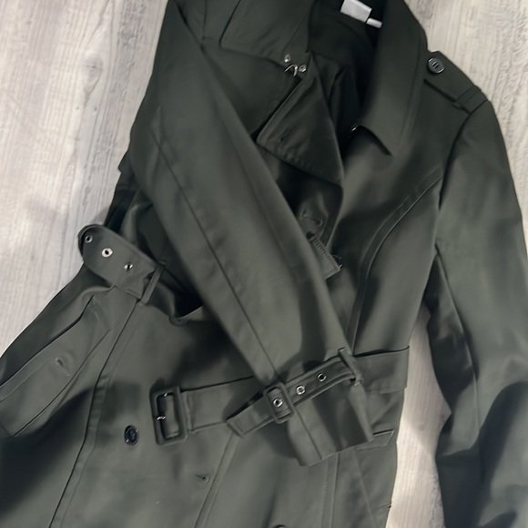 Fall/Spring olive green peacoat - Picture 4 of 8